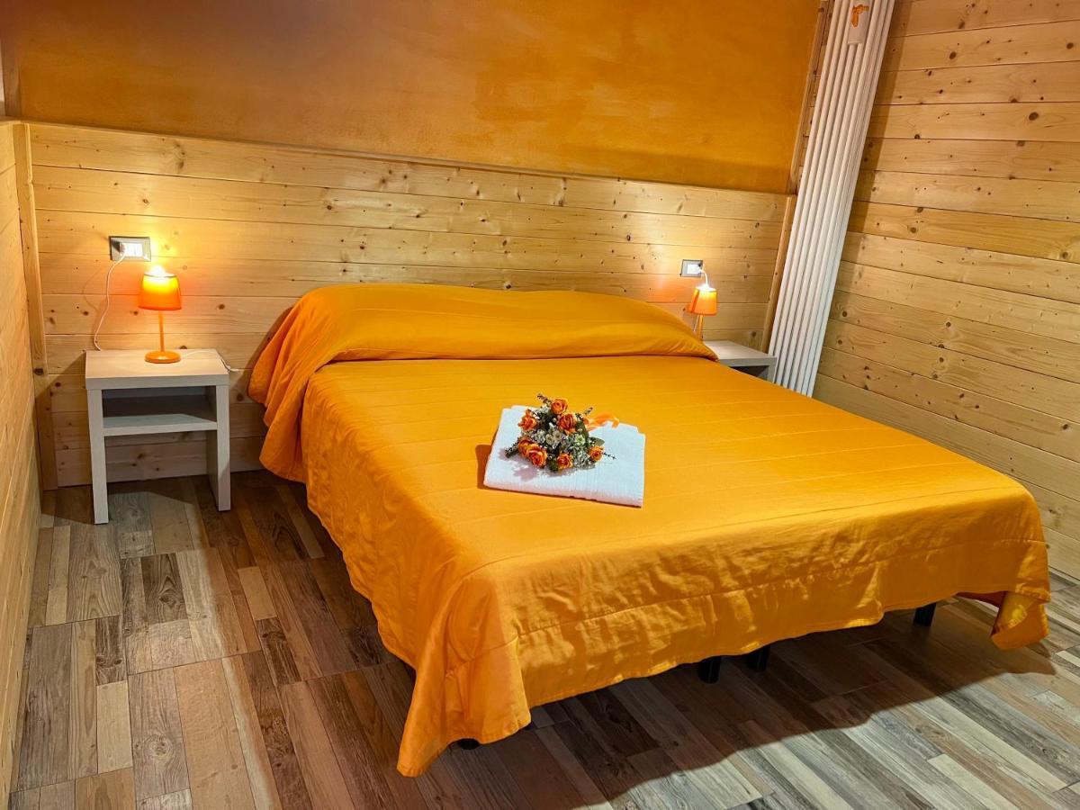 Agriturismo Le Essenze - Terrazza Sulla Romagna Чезена Екстериор снимка