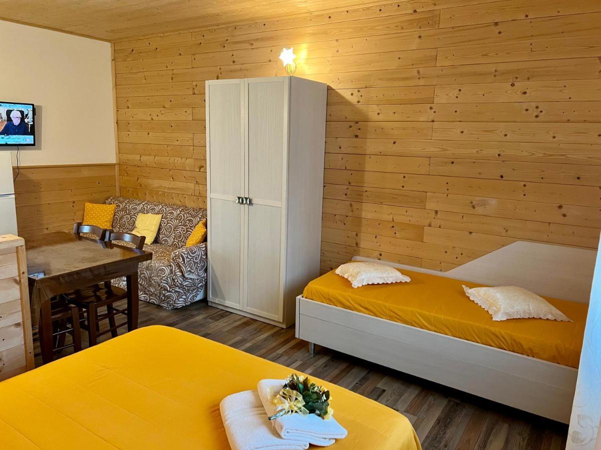 Agriturismo Le Essenze - Terrazza Sulla Romagna Чезена Екстериор снимка