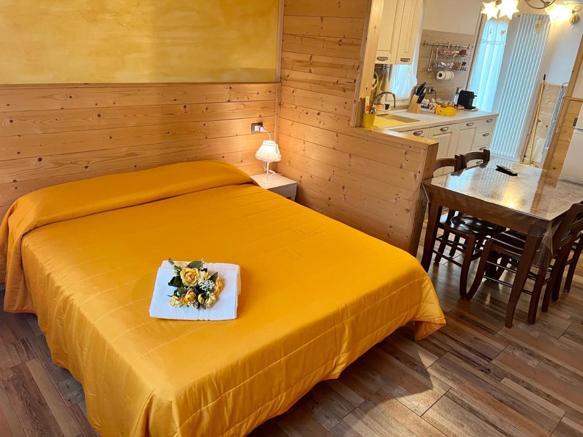 Agriturismo Le Essenze - Terrazza Sulla Romagna Чезена Екстериор снимка